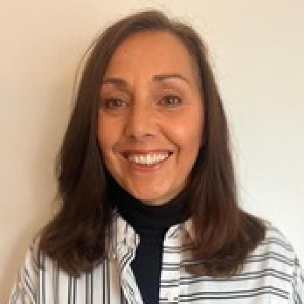 Photo of Julie Earl, Neurodiversity and Disability Adviser, Non-Matriculated Students